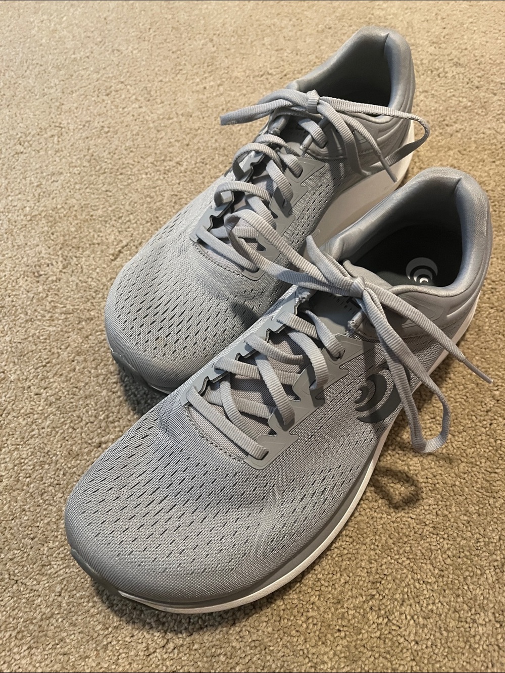 Men's Lightweight Gray Athletic Lace-Up Running Shoes